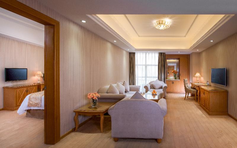 Vienna International Hotel Shenyang Railway Station Ngoại thất bức ảnh